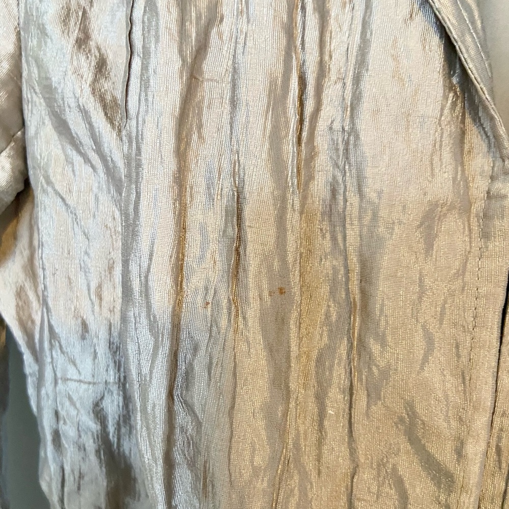 LAFAYETTE 148 NEW YORK METALLIC CRINKLE TOP, GUC - Picture 6 of 7